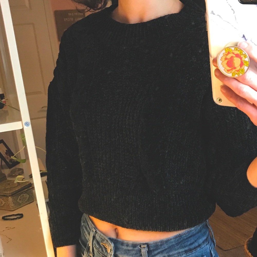 Cropped Sweater